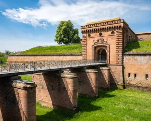 Porzelt_diashow_Festung in Germersheim