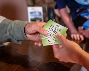 Porzelt_diashow_Ins Keltendorf am Donnersberg mit der Pfalzcard