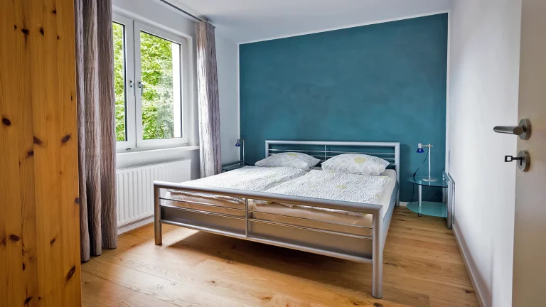 Weingut_Porzelt_Gaestehaus_Schlafzimmer_3